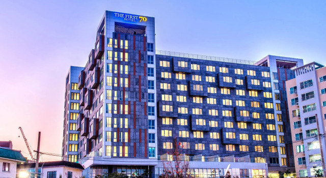 The First70 Hotel, Забронировать Отель Отели Согвипхо 4 звезды, рядом с Водопад Чонбан, 4*