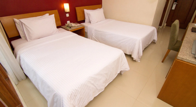 D Wangsa Hotel Solo