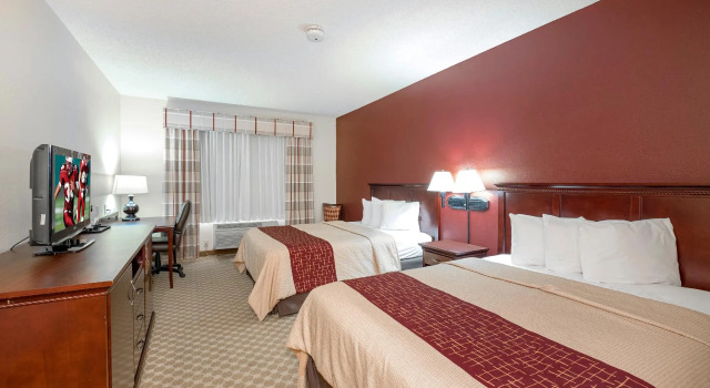 Четырёхместный номер Deluxe Red Roof Inn & Suites Corbin