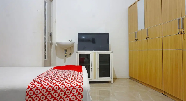 OYO 91375 Pondok Feby Makassar, Prenota Hotel Hotel a Sulawesi con parcheggio, Parcheggio