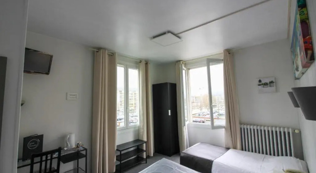 Трёхместный номер Standard с видом на гавань Hotel De lUnivers