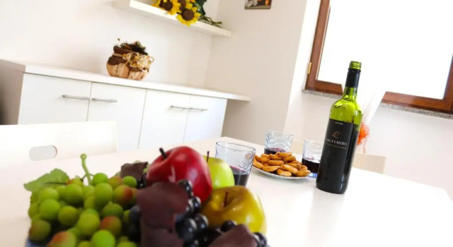 Коттедж Modern Holiday Apartment With Wi-fi, Air Conditioning And Balcony; Pets Allowed