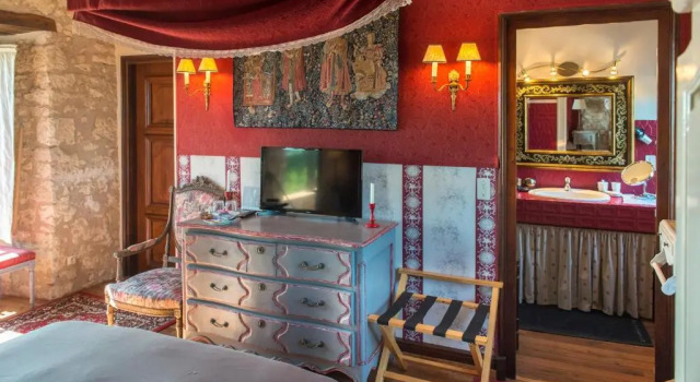 Номер Deluxe Château de Scandaillac