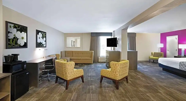 Люкс Ramada Columbus Highway 45