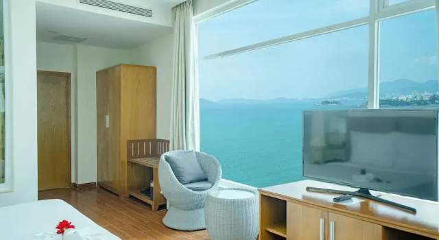 Двухместный номер Deluxe с видом на море Glamour Hotel Nha Trang