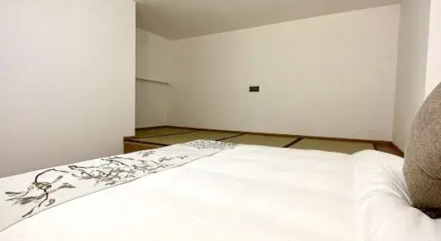 Люкс Comfort Дуплекс с 3 комнатами Xitang Fushi Taofang Scenic Apartment (Liangan Jinrong Zhongxin)