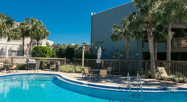 Oceanfront Hibiscus A103 Bliss Free Tix, Rezerwuj Apartament Hotele w Saint Augustine Area z parkingiem, Parking