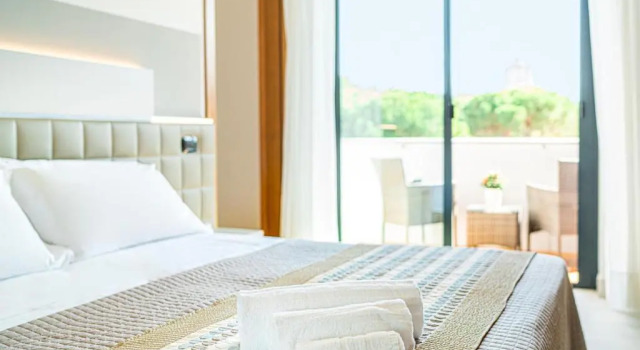 Четырёхместный номер Superior Hotel Helvetia
