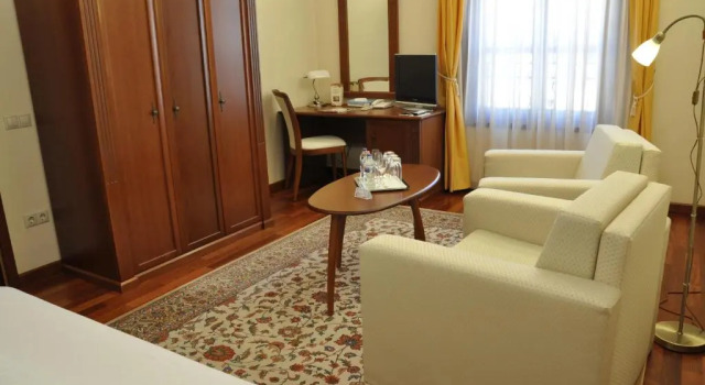 Nimród Bioszálloda és Bioétterem, Prenota Hotel Karcag 
