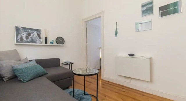 Sunny & Quiet Lisbon Apartment
