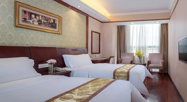Vienna Guowang, Rezerwuj Hotel Hotele w Shenzhen z parkingiem, Parking