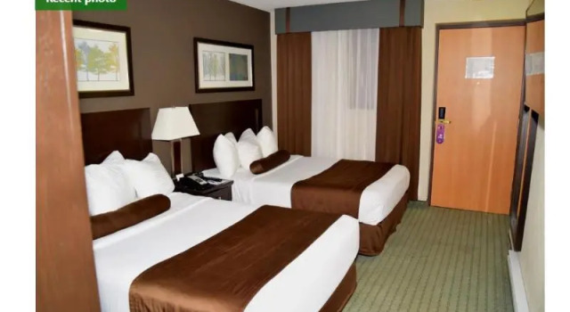 Номер Standard Coast Lethbridge Hotel & Conference Centre