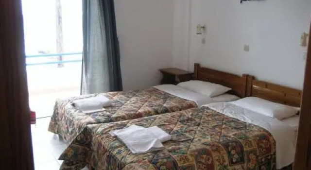 Haris Studios & Apartments