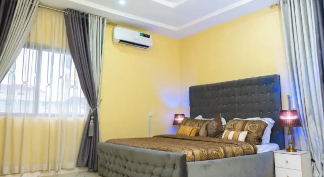 114 Luxury Apartments by Oragon Hotel, Rezerwuj Apartament Hotele w Lagos z parkingiem, Parking