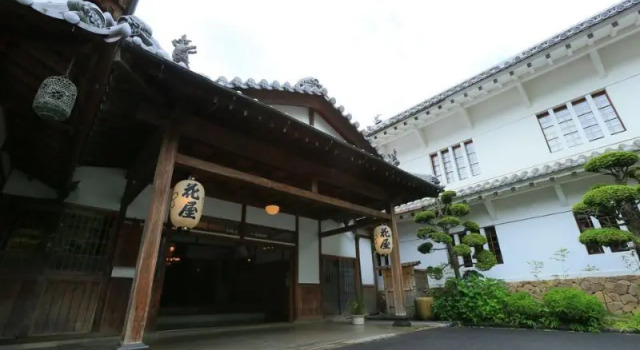 Ryokan Hanaya, Rezervovat Hotel Hotely v Ueda s parkováním, Parkování