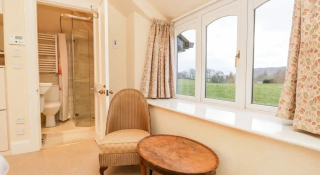 2 Merewood Cottages, Забронировать Дом для отпуска Отели Камбрия с завтраком, Завтраки