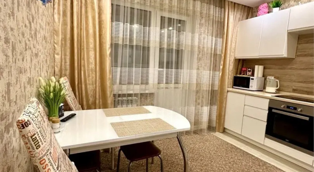 Fresh Room на ул. Маршала Устинова, 1