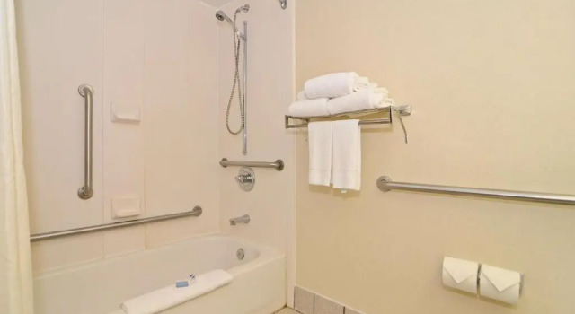 Номер Standard Best Western Plus Richmond Indiana I-70