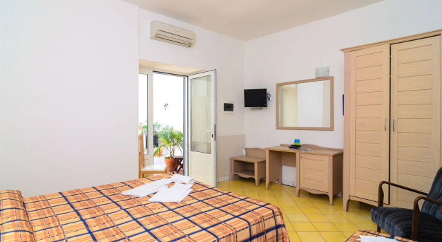 Villa Giusto, Buchen Sie Villa Villen in Ischia, Villa