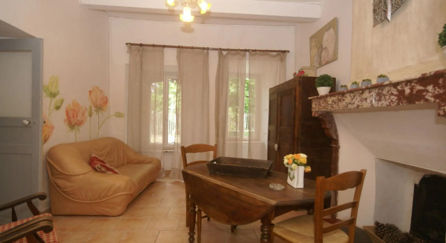 Charming Holiday Home in La Caunette with Swimming Pool, Rezerwuj Hotel La Caunette Hérault