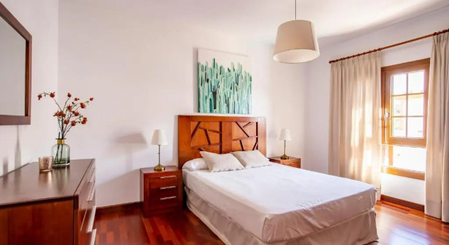 Villa Caletas Teguise - A Wonderful 5 Bedroom Villa - Perfect For A Large Group