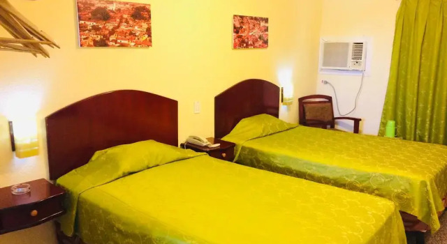 Hotel Camaguey, Rezervasyon Otel Camagüey otoparklı oteller, Otopark