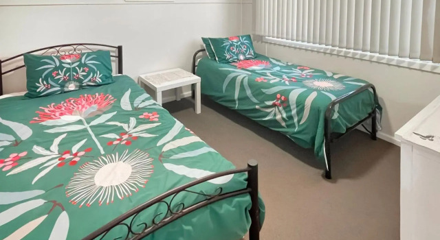 AQUA COTTAGE 16 Aqua Cres Lake Cathie, Rezervasyon Tatil Evi Lake Cathie 