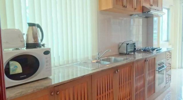Апартаменты Luxury с 2 комнатами с балконом BUTTERFLY GARDEN BOUTIQUE RESIDENCES Apts and villas, A Lifestyle Destination Ex Lg 1-3 bedroom units , Full kitchen, 2 Full bathrooms, Rain shower, Spa bath, FREE BBQ, Free fast fiber optic WIFI, Staff 24-7