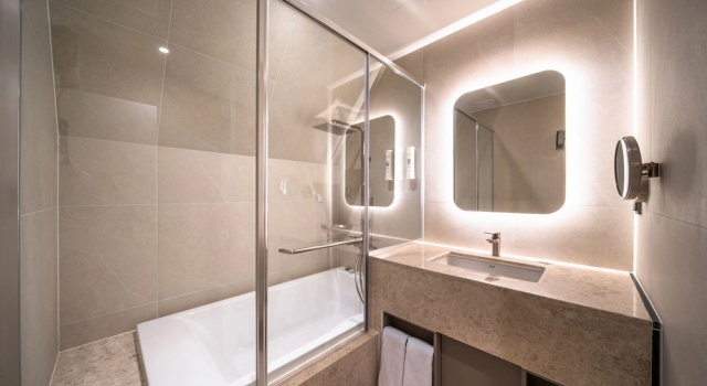 Полулюкс Comfort inn Yeouido