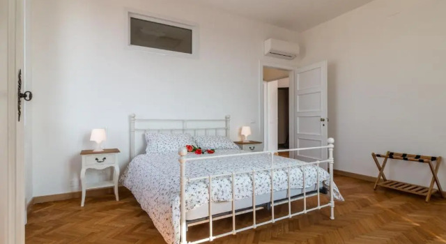 PADOVA TOWER 13TH FLOOR, Забронировать Отель Падуя Венето, рядом с Церковь Отшельников