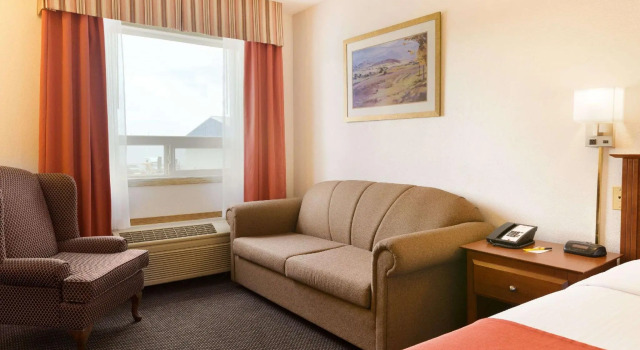 Двухместный номер Standard Super 8 by Wyndham Drayton Valley