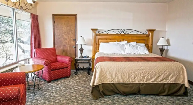 Номер Deluxe District Hotel