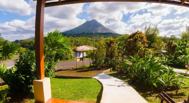 Двухместный номер Standard с видом на горы Arenal Paraiso Resort Spa & Thermo Mineral Hot Springs
