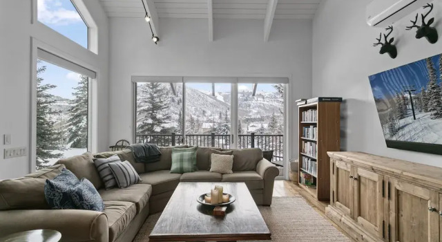 Номер Standard 1688 - Five Bedroom Condo with Hot Tub Pinnacle by Deer Valley Resort
