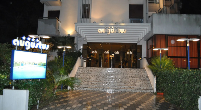 Hotel Augustus
