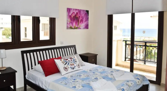 Oceanview Villa 166, Boek Villa Hotels in Protaras met parkeren, in de buurt van Sunrise Beach, Parkeren