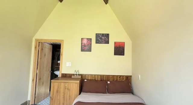 Бунгало с видом на сад Nhà Sói Homestay Da Lat