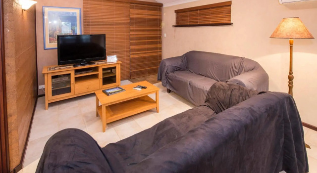 Ultramarine, Buchen Sie Hotel Dunsborough 