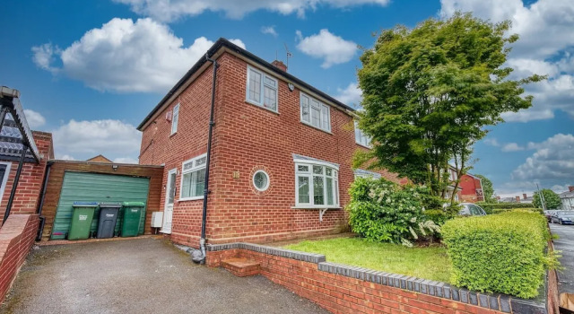 Modern 3BR House Wednesbury Garage, Забронировать Гостевой дом Гостевые дома Англии, Гостевой дом