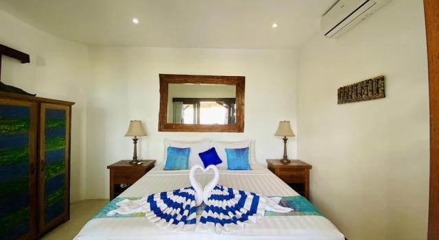 Вилла Luxury с 2 комнатами с балконом и с видом на море Lembongan Harmony Villas