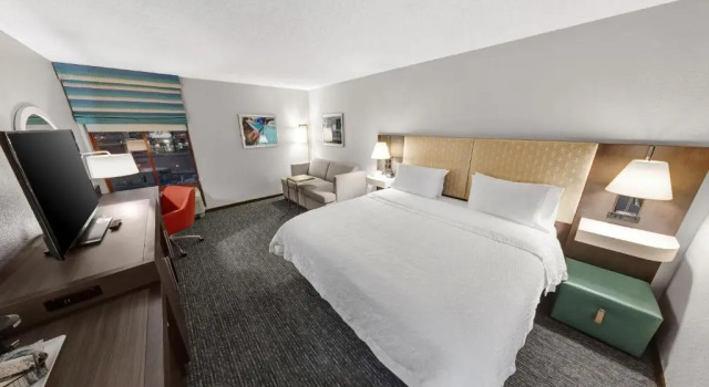 Двухместный номер NONSMOKING Hampton Inn Tropicana