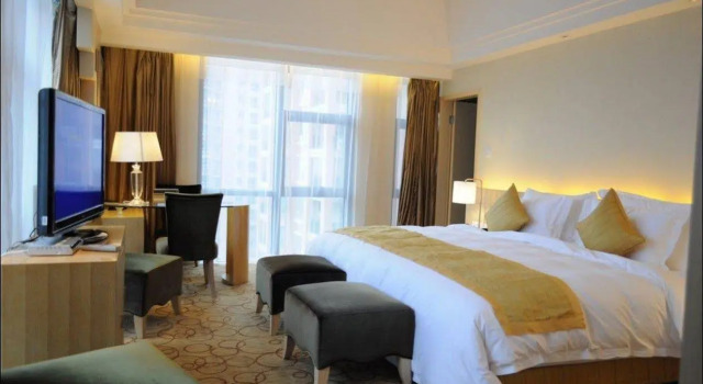 Kolam Gloria Plaza Hotel, Prenota Hotel Hotel a Anhui con parcheggio, Parcheggio