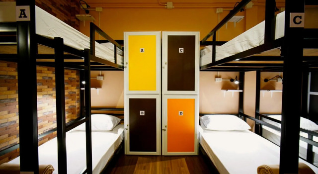 Кровать в общем номере Urban Hostel Bangkok