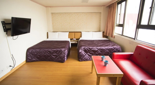Четырёхместный номер Standard Rui Gu Hotel