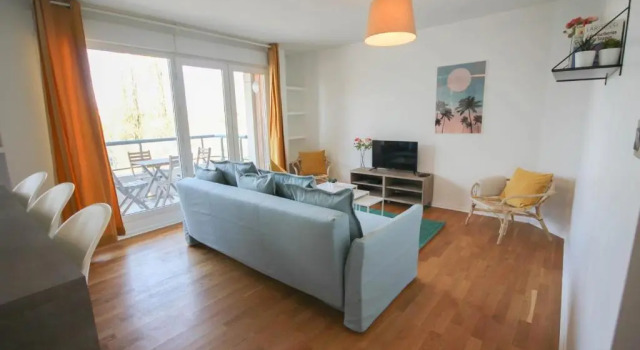 Lille Centre - Cozy & functional ap 70m2 Terrace, Забронировать Отель Отели Лилля с парковкой, рядом с Chambre de Commerce, Парковка