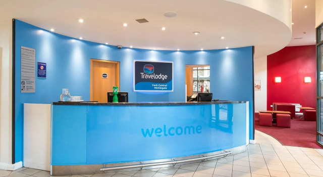 Travelodge York Central Micklegate, Забронировать Отель Отели Англии 3 звезды, 3*