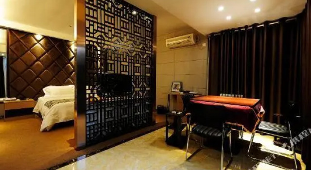 Люкс Superior Royal Membership Holidays Hotel