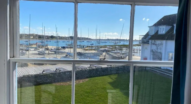 Itchenor Sailing Club, Забронировать Отель Отели Исторического графства Суссекса с парковкой, Парковка