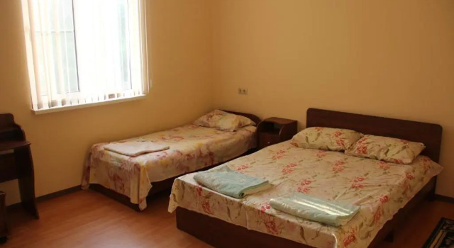 Guesthouse AzA&Karlen, Varaa Hotelli New Athos Gudauta district