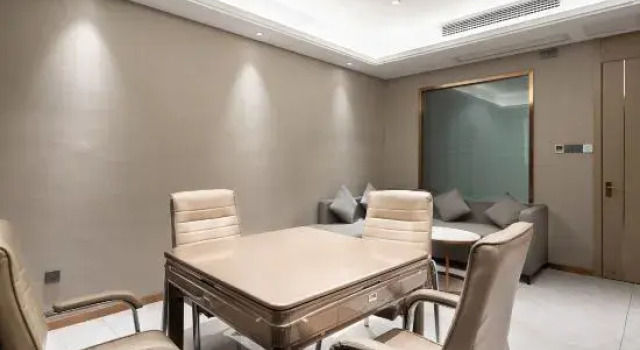 Lavande Hotel (Wal-mart Store, East Yueyang High-speed Railway Station), Rezerwuj Hotel Yueyang Hunan
